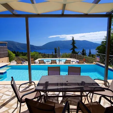 Vila Astra, 2 Pools Evretí