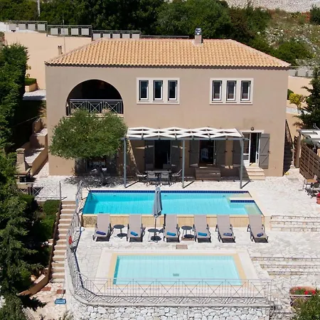 Vila Astra, 2 Pools *